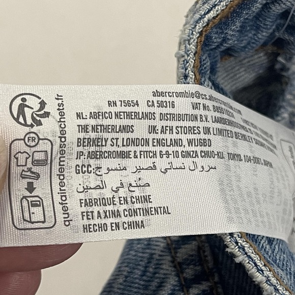 Abercrombie & Fitch Cutoff Blue Denim Shorts Womens 30 High Rise Curve Love - Picture 6 of 12